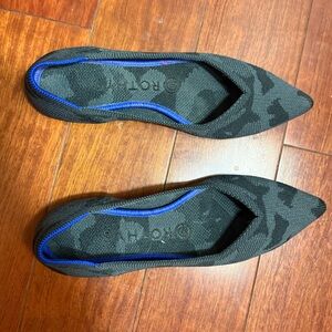 Rothy's Women's Black Flats